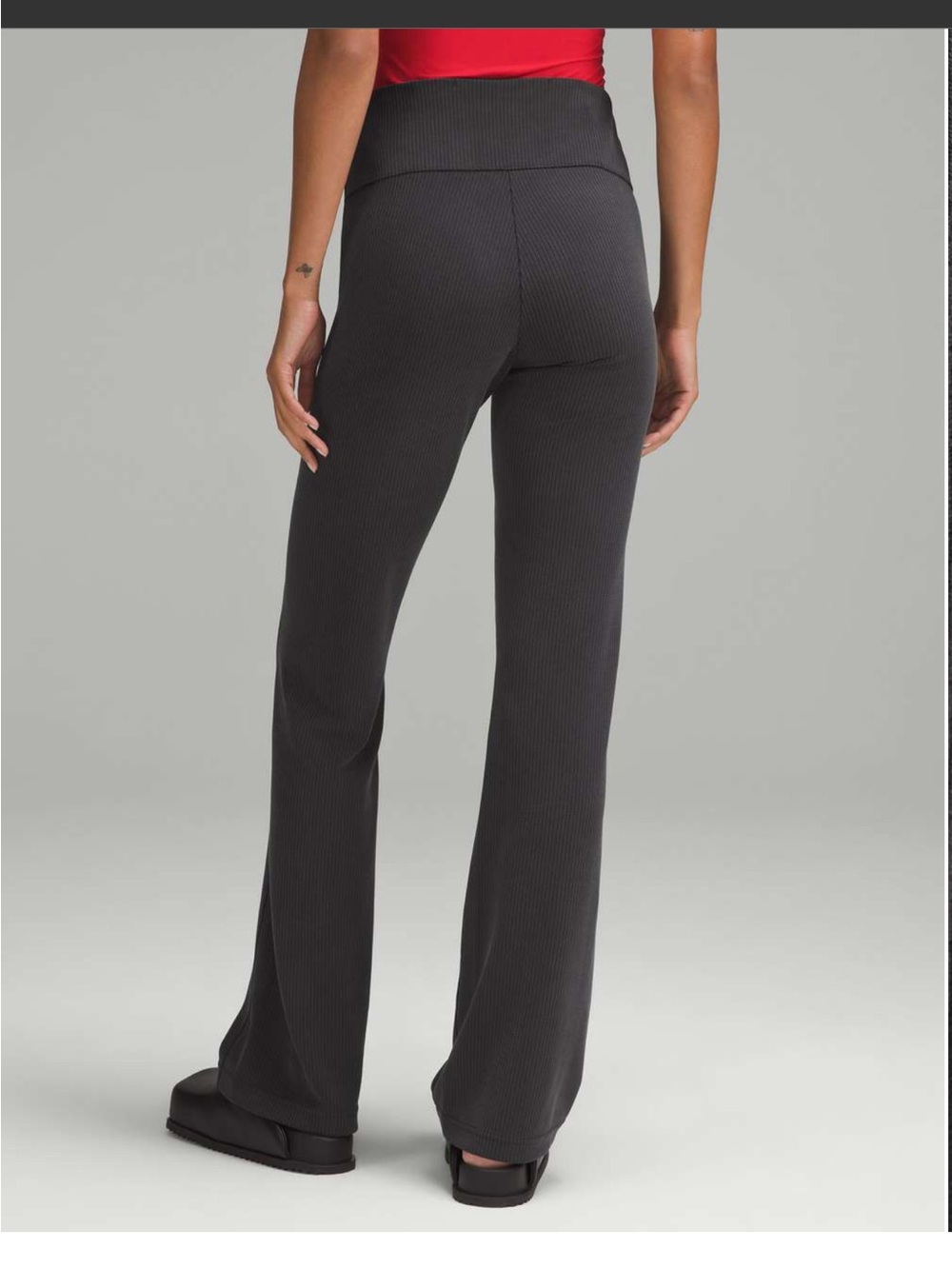 Sz 8 Lululemon Ribbed Softstreme Flared Pant Regular - Picture 2 of 11